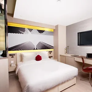 Butterfly On Waterfront Boutique Sheung Wan Hotel Hong Kong